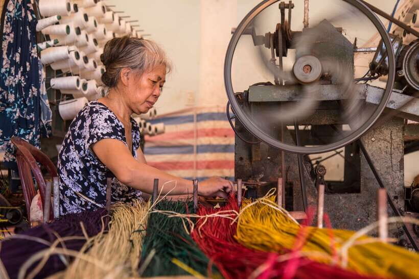 Hoi An: Private Cycling to My Son Sanctuary with Local Guide - Stop 4: Snack Break, Fruit, Coffee or Tea, and a Quick Market Visit