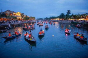 Hoi An: Private Lantern Cruise on the Thu Bon River - From Hoi An old town to river life: your route in plain English