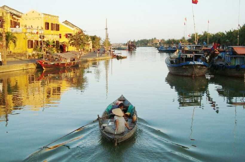 Hoi An: Private Lantern Cruise on the Thu Bon River - Should you book Hoi An’s private lantern cruise?