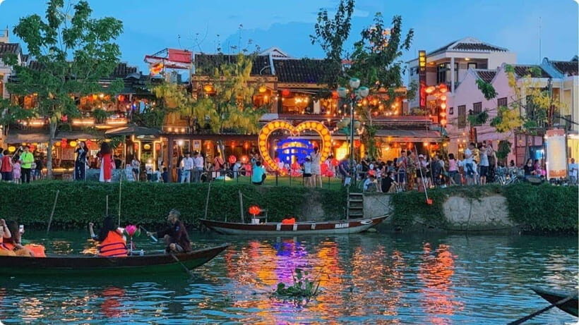 Hoi An: River Lantern Boat Experience with Free 5G eSIM - Practical tips so your night runs smooth
