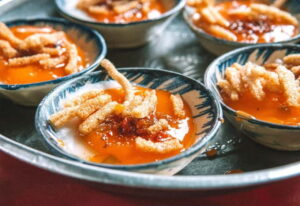 Hoi An Street Food, night market and lantern boat ride - Local Market Time: The Best Part for Food Lovers