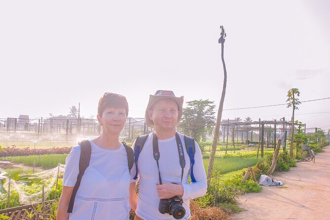 Hoi An sunrise, fish market tour and taking photos( Private tour) - Thu Bon River Boat Time: Fishing Activity You Can Photograph