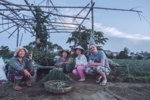 Hoi An sunrise, fish market tour and taking photos( Private tour) - The Fish Market Stop and How Sales Work After a Night Catch