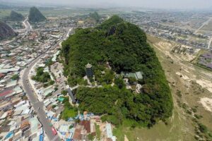 Hoi An to Hue Transfer with Scenic Route over The Hai Van Pass - Marble Mountains: Caves, Buddha Statues, and Marble Craft You Can Spot