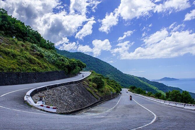 Hoi An to Hue Transfer with Scenic Route over The Hai Van Pass - Arriving in Hue Mid-Afternoon With Energy Left