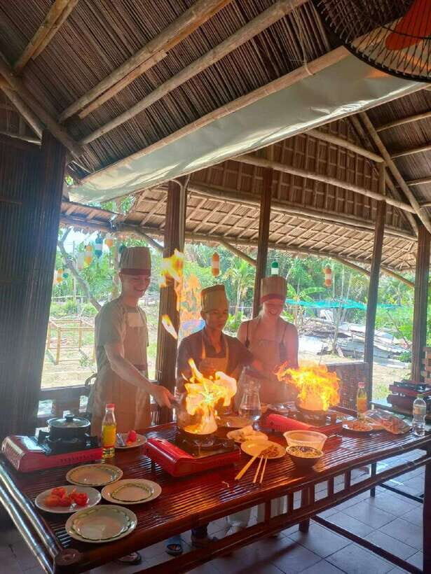 Hoi An : Vietnamese Cooking Class with Hotel Pickup - Who this cooking class fits best in Hoi An