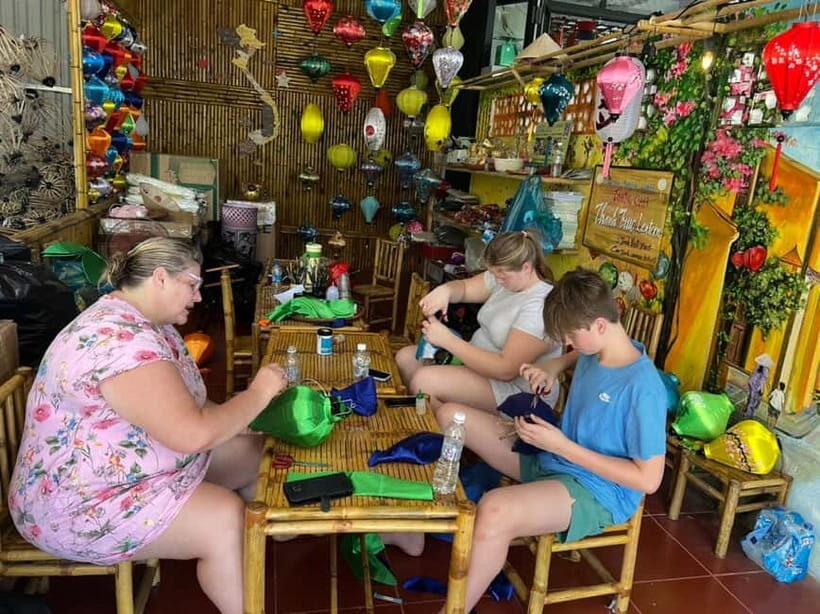Hoi An: Vietnamese Foldable Lantern Making Workshops - The Lantern Lady Stop: Photo Time, Walk, and a Taste of Hoi An Rhythm
