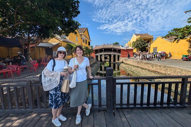 Hoi An walking Tour - Private Tour - Japanese Covered Bridge (Chùa Cầu): A Real Trade-Era Meeting Place