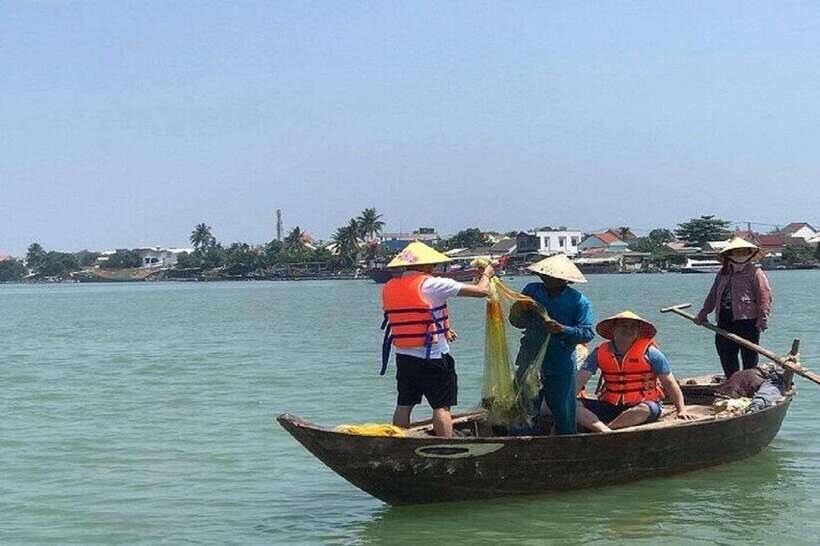 Hoi An Wet Rice Farming Tour-Basket Boat Tour Fishing-Lunch - The Guide Experience: English, Interaction, and Pace