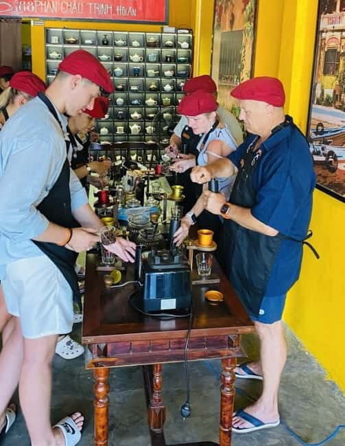 Hoi An:Coffee Making Class (Coffee: egg, Salt, Coconut, ...) - The Tasting Part: How to Find Your Favorite Quickly