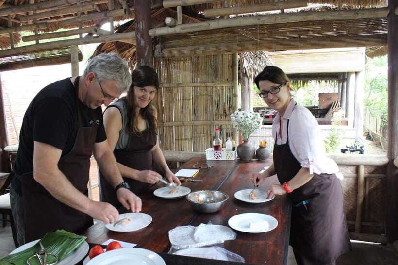 Hoian/Da Nang: Fishing, basket riding and cooking class - Cooking Class: Beef Noodle Soup, Banh Xeo, and Friends