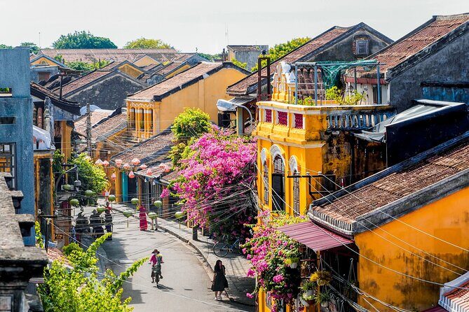 Lady buddha, marble mountain & Hoi An Ancient town by private car - Linh Ung Pagoda and the Lady Buddha statue: first stop, best mood
