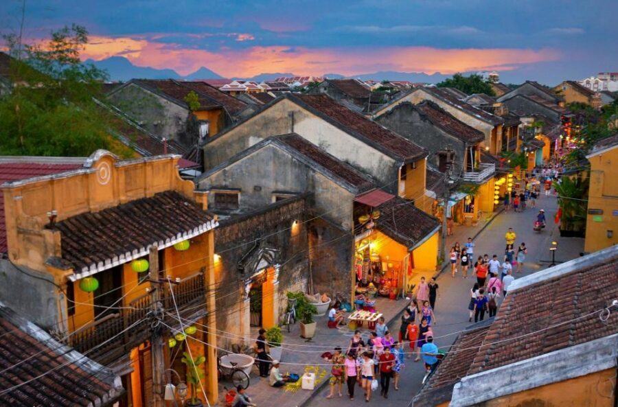 Luxury Half-Day Tour of Hoi An Ancient Town - Temple Kwan: A Stop That Explains Community Life, Not Just Sightseeing