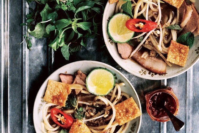 Morning food tour: 11 dishes, white rose making and foot massage - Price and value: what $39 really buys