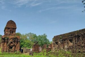 My Son Sanctuary and Boat Trip Sunset private Tour - The Cultural Stops: Apsara Dance and the Cham Whistle