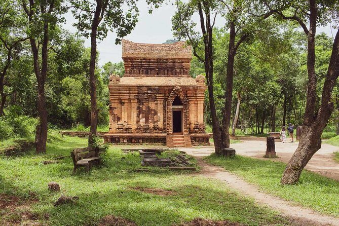 My Son Sanctuary and Hoi An Ancient Town - Afternoon in Hoi An: Bridges, Assembly Halls, and Old Merchant Houses