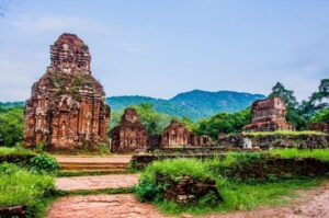 My Son Sanctuary & Cruise Small Group from Hoi An /Da Nang - Getting picked up in Hoi An or Da Nang without the headache