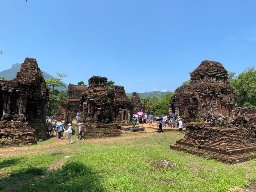 My Son Sanctuary & River Boat Tour From Hoi An or Da Nang - Entrance fees and the cash reality
