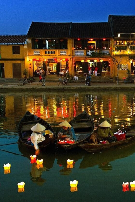 Night Boat Trip and Floating Lantern on Hoai River Hoi An - A 20-minute night ritual on the Hoai River