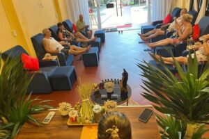 Private 1-Hour Relaxation Massage in Hoi An - Where you meet: the practical side of getting there