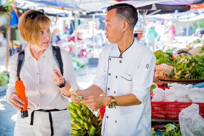 Private cooking class tour with Master Chef - Your master chef lesson: technique, timing, and sauce balance