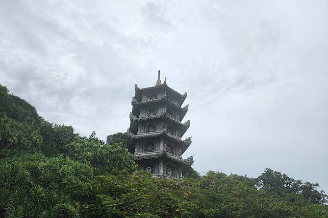 PRIVATE GuidedTOUR to Marble Mountain-Am Phu Cave-Monkey Mountain - Am Phu Cave (Hell Cave): Buddhist ideas plus photo-friendly moments