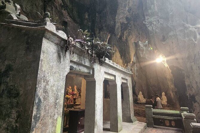 PRIVATE GuidedTOUR to Marble Mountain-Am Phu Cave-Monkey Mountain - Timing, comfort, and weather: how to plan your half day