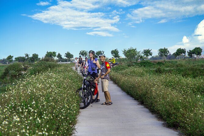 Private Hoi An Evening Food Tastings Tour by Bike - Stop 3: Cam Nam Island for Banh Xeo and Hoi An BBQ