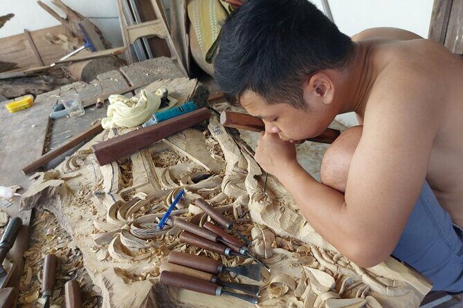 Private Motorbike tour and Discover local villages around Hoi An - Stop 3: Kim Bong carpentry village and boat-makers on the river
