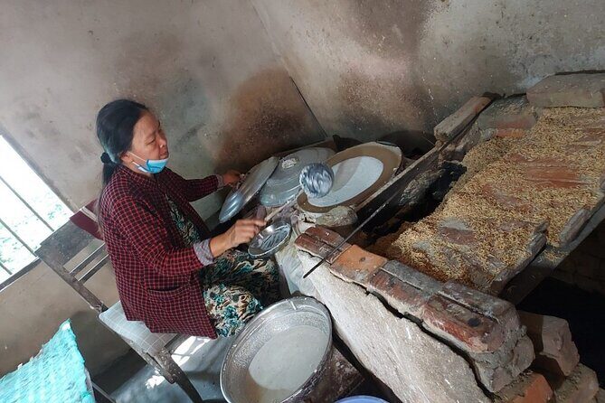 Private Motorbike tour and Discover local villages around Hoi An - Lunch in Hoi An: light vegetarian after the workshops