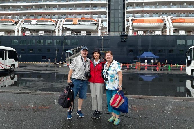Private tour from Da Nang port to Marble Mountains & Hoi An City - What kind of traveler should book this?