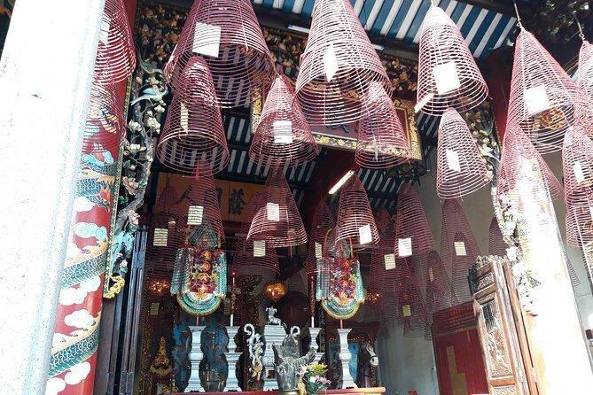 Private tour Hoi An Coconut basket boat ride and Ancient town - Hoi An Ancient Town: trading-post history you can see on the street