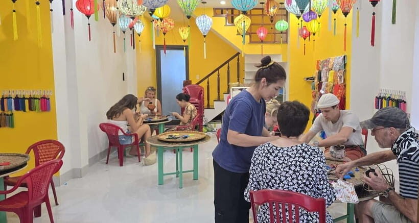 The Lantern Lady: Traditional Lantern Class in Old Town - Who This Workshop Fits Best (And Who Might Skip It)