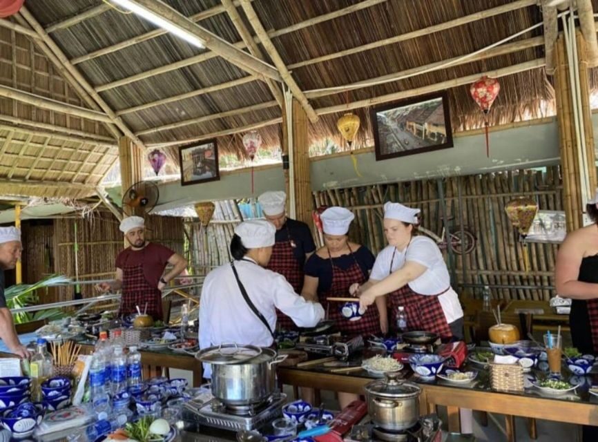 Vegetarian Cooking Class with Local Family in Hoi An - The Coconut Village Restaurant Moment: Welcome Drink + Reset