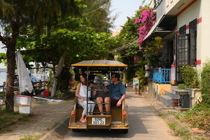 Village Adventure Private Tour by Electric Car - Ong Sau coracle boats: basket-boat making you can track